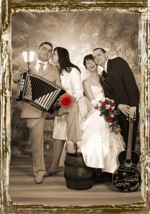 Fotostudija Foto paslaugos, foto dokumentams, foto restauravimas.