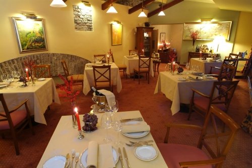 Restoranai, kavinės, barai Restoranas La Pergola, Grotthuss viešbutyje