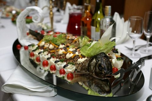 Restoranai, kavinės, barai Siūlome pobūvių sales Jūsų šventei!