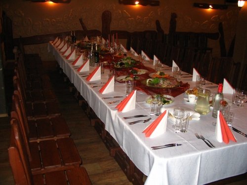 Restoranai, kavinės, barai Kavinė "Tinklas" .Ypač gražaus interjero vieta švęsti vestuves.