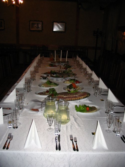 Restoranai, kavinės, barai Kavinė "Tinklas" .Ypač gražaus interjero vieta švęsti vestuves.