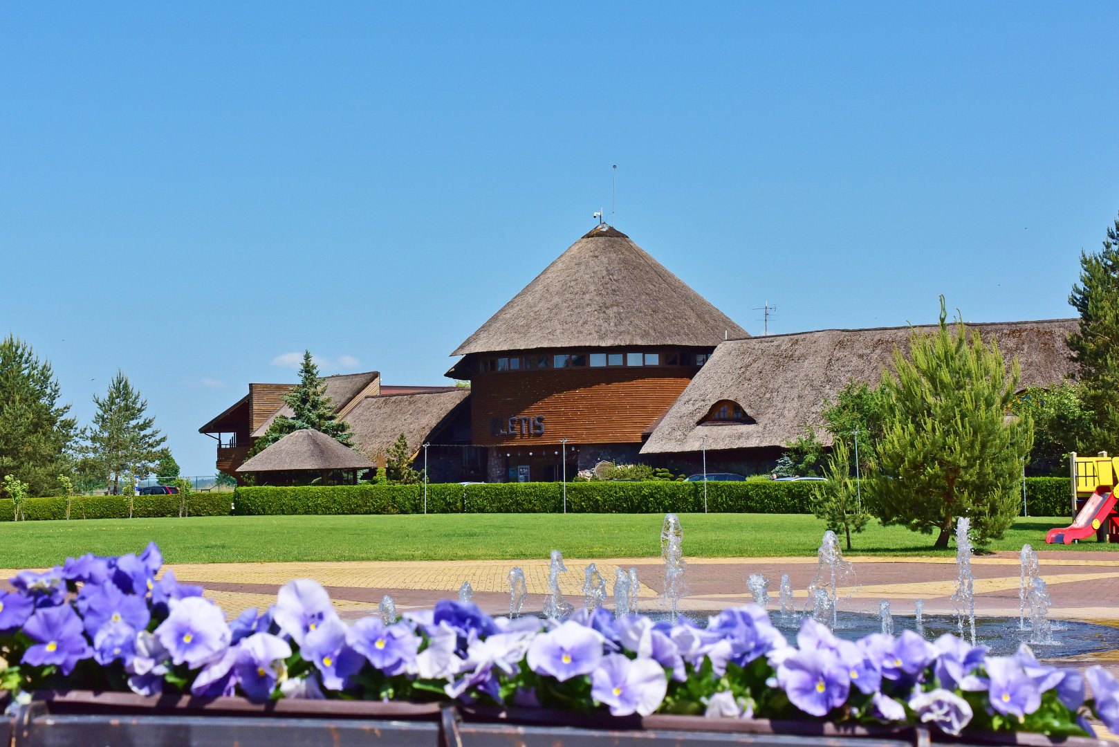 SPA paslaugos, sporto klubai Sodyba ,,Karpynė" kviečia praleisti laika Spa centre