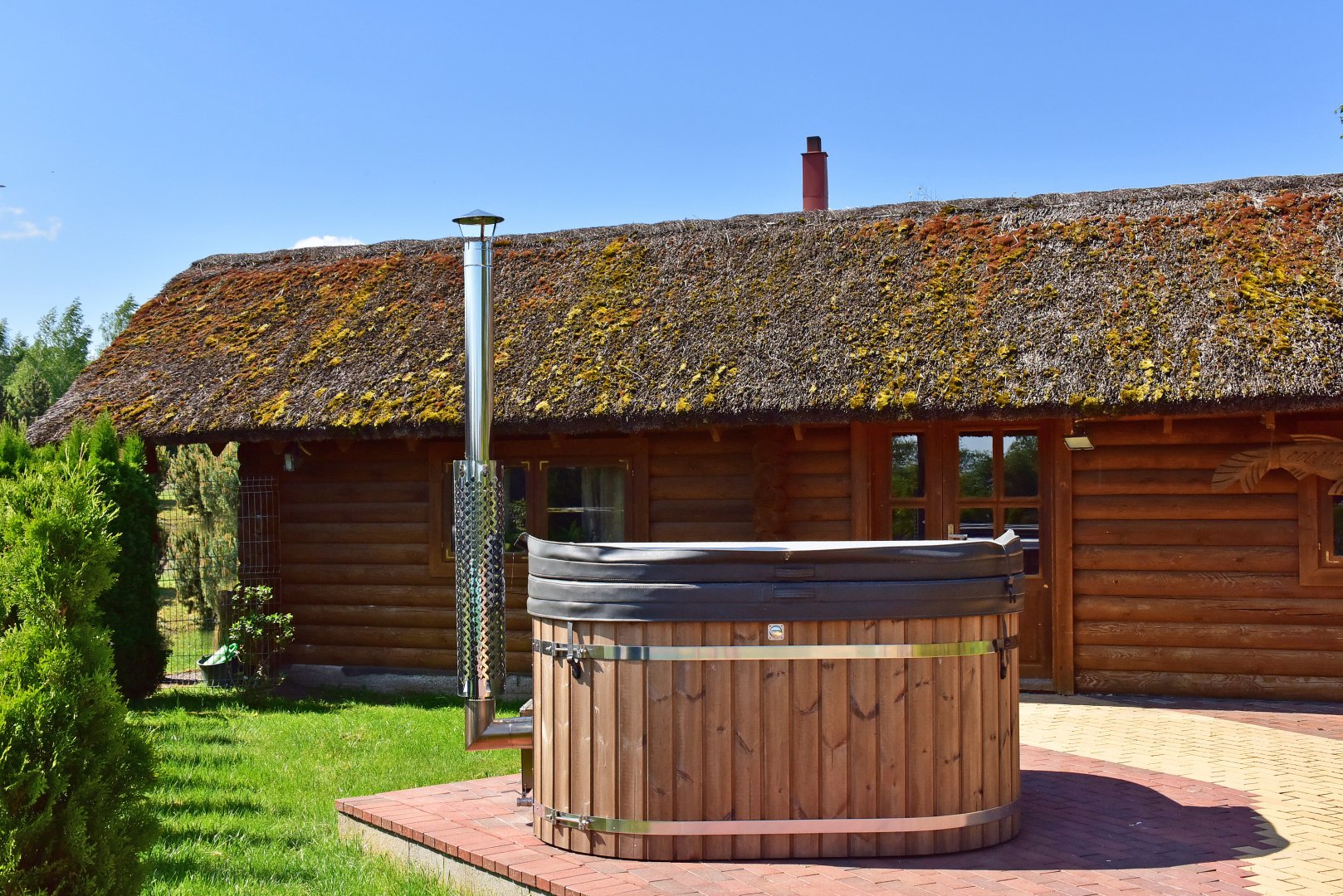 SPA paslaugos, sporto klubai Sodyba ,,Karpynė" kviečia praleisti laika Spa centre