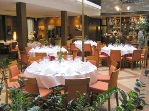 Restoranai, kavinės, barai Restoranas„Daugirdas“–puiki vieta Jūsų pobūviui švęsti. 
