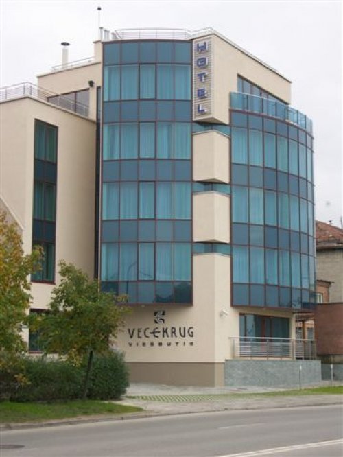 Viešbučiai viešbutis VECEKRUG****