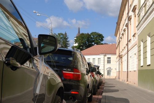 Automobilių nuoma  BMW, Bentley, Rolls-Royce, Mercedes, Jaguar nuoma