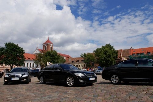 Automobilių nuoma  BMW, Bentley, Rolls-Royce, Mercedes, Jaguar nuoma