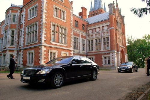 Automobilių nuoma  BMW, Bentley, Rolls-Royce, Mercedes, Jaguar nuoma