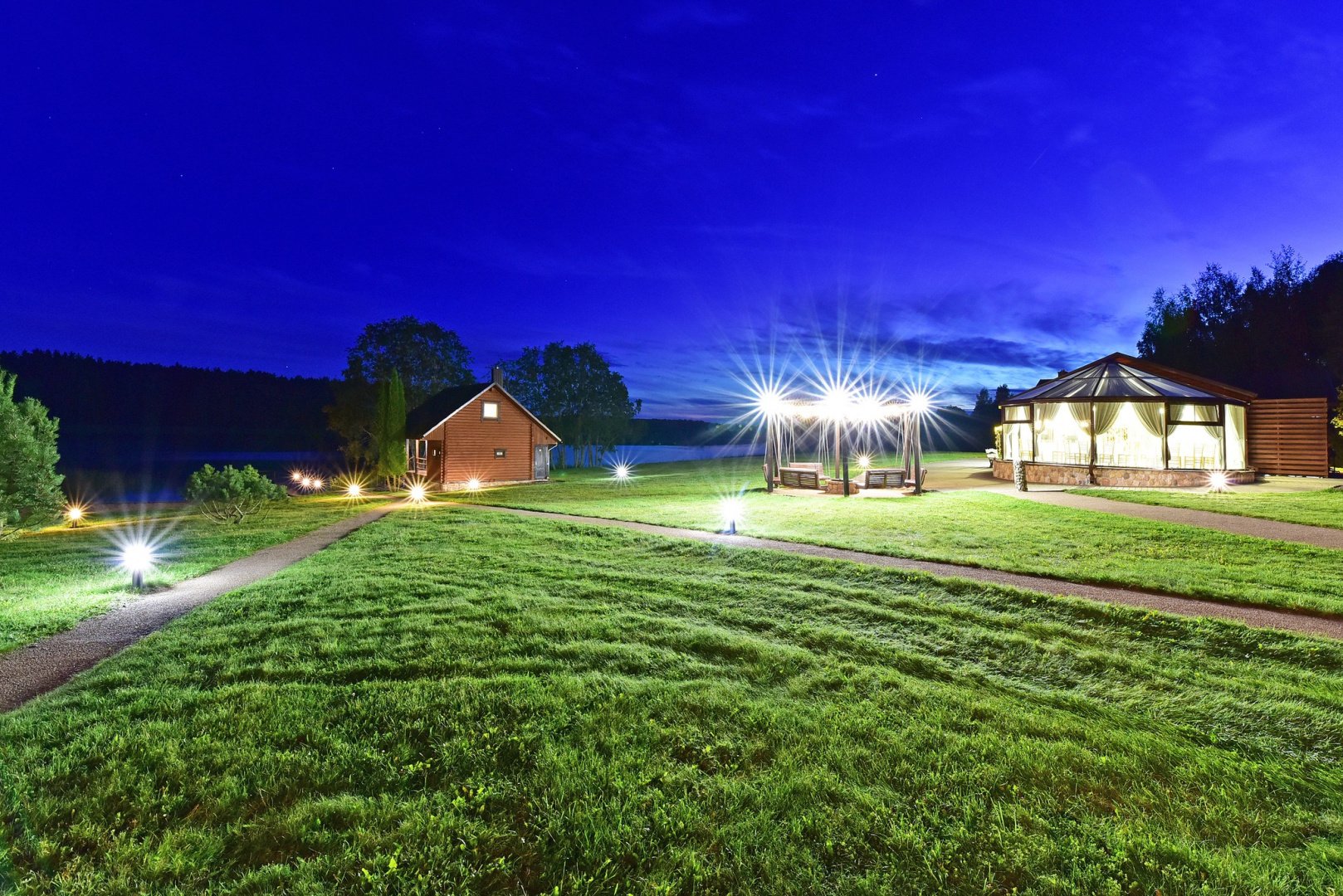 Sodybos, dvarai, vilos PAS ŠEŠTOKĄ Vilos Sodybos Nuoma Vestuvėms iki 80 vietų 