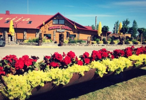Restoranai, kavinės, barai Smuklė Žarija