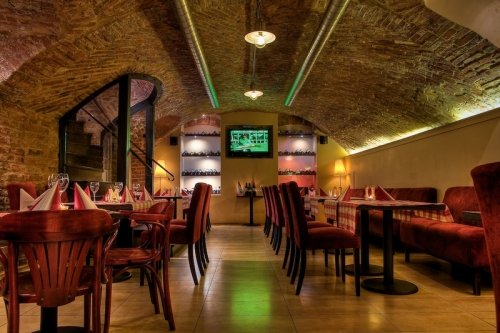 Restoranai, kavinės, barai Restoranas ,,CITY CAFE,,LAISVES AL.56