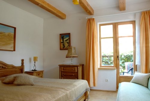 Romantiškas savaitgalis Romantiškas savaitgalis Nidoje, viloje "Miško namas"
