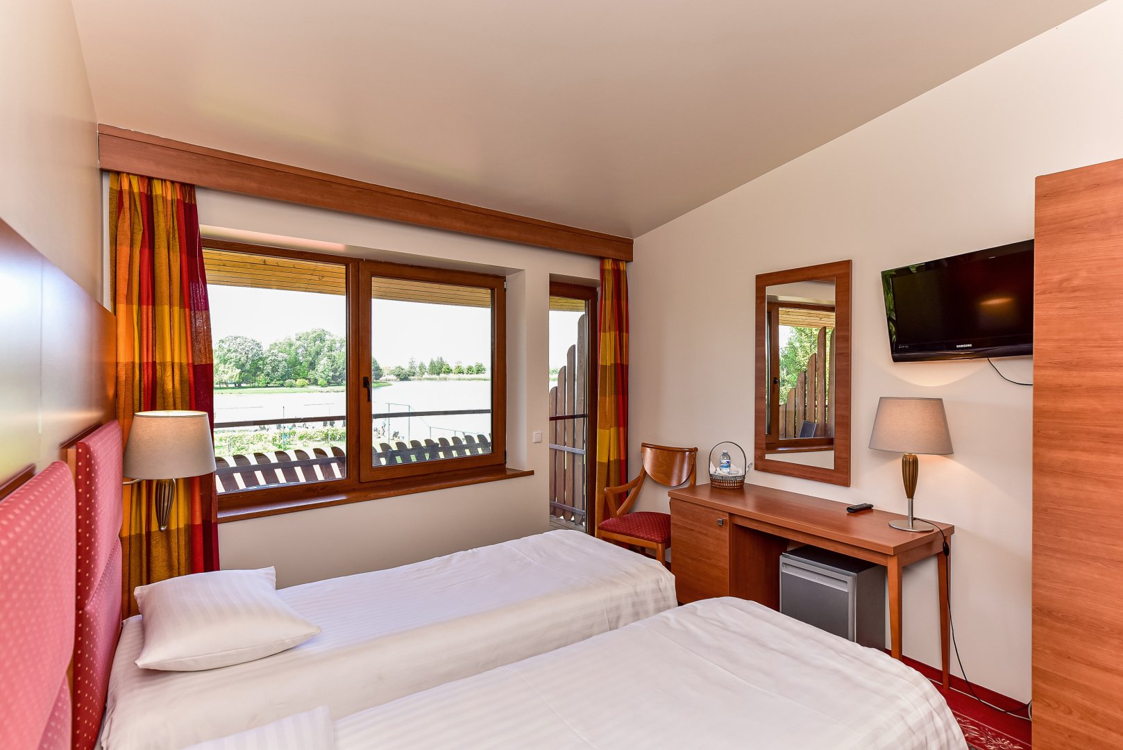 Sodybos, dvarai, vilos Kaimo turizmo sodyba ,,Karpynė"