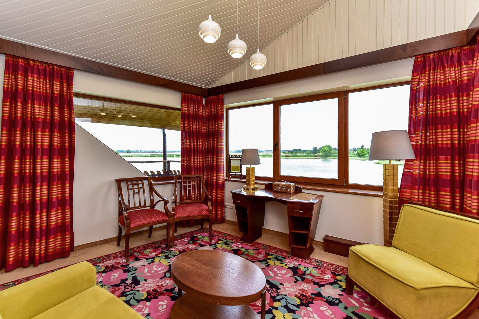 Sodybos, dvarai, vilos Kaimo turizmo sodyba ,,Karpynė"