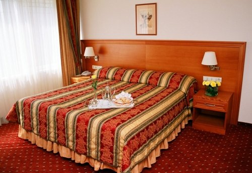 Vestuvių dovanos Povestuvinis savaitgalis viešbutyje "Crowne Plaza Vilnius"
