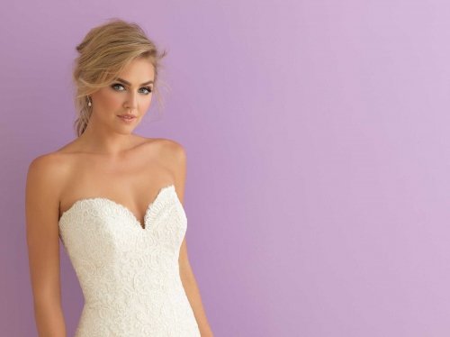 Vestuvinių suknelių salonai Salone "ŽEIGA" naujausių tendencijų modelių papildymas!
