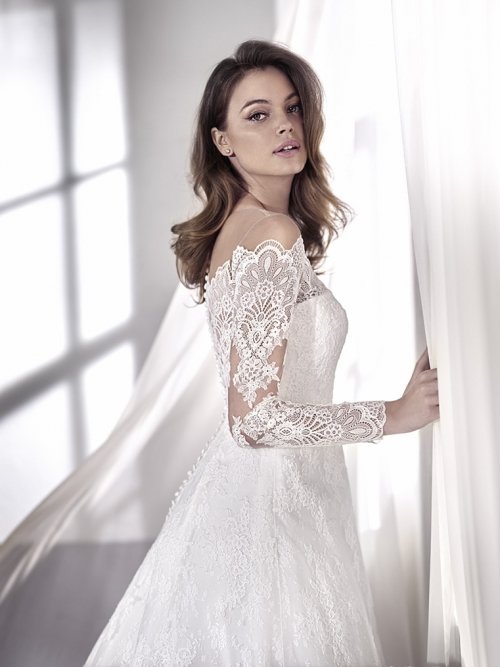 Vestuvinių suknelių salonai Salone "ŽEIGA" naujausių tendencijų modelių papildymas!
