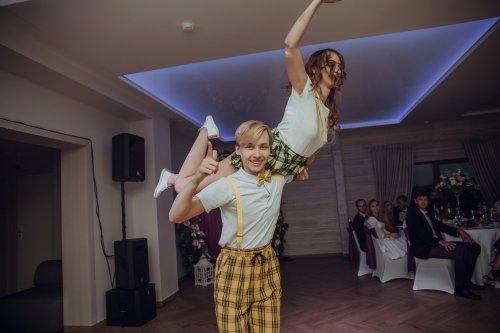 Atlikėjai jūsų šventei MúrMur show -  LED show šokių programa Jūsų vakarui 