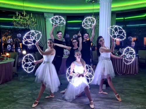 Atlikėjai jūsų šventei MúrMur show -  LED show šokių programa Jūsų vakarui 