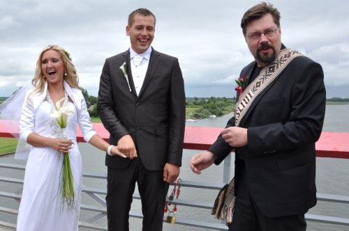 Piršlys, renginio vedėjas Aktorė K. Kazlauskaitė ir Raimondas Šilanskas. Piršliai, vedėjai