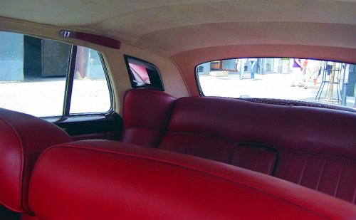 Limuzinai vestuvėms BENTLEY limuzino nuoma