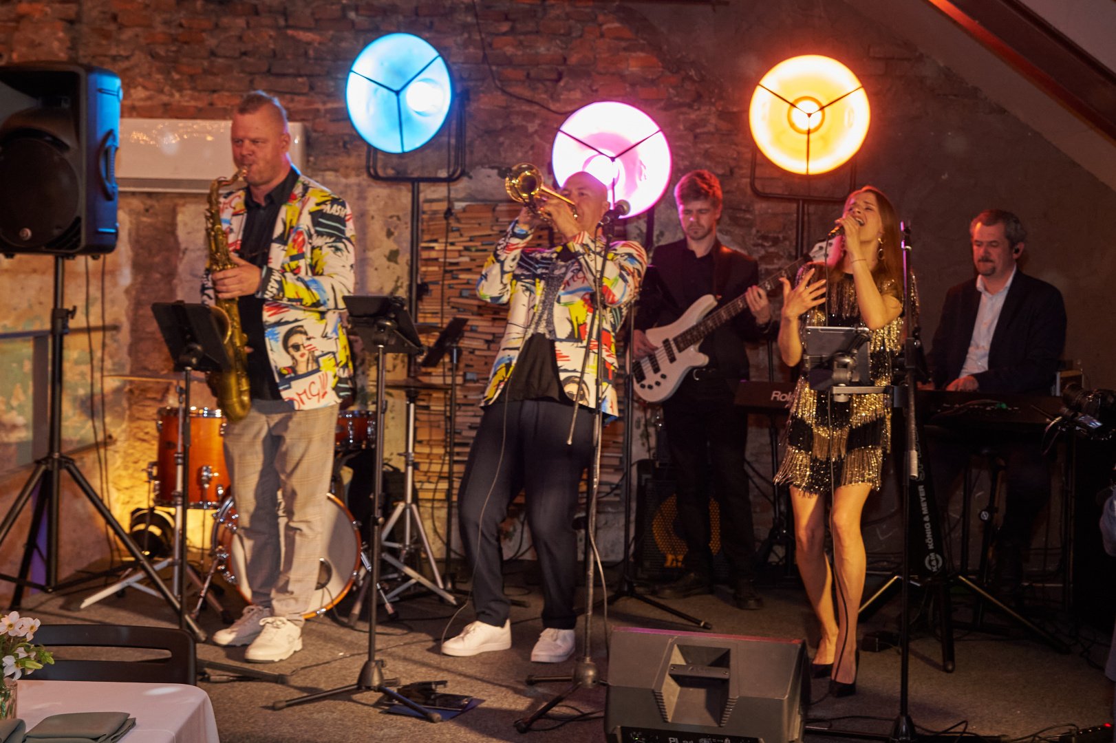 Muzikantai vestuvėms Gyvo garso grupė "Diksai" -  Muzika tobulai šventei !