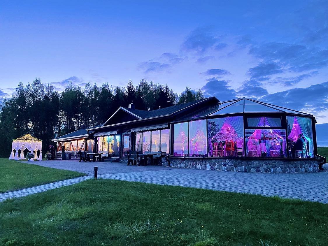 Restoranai, kavinės, barai Vestuvių Salė bei Nakvynė 80 vietų Molėtų rajone 