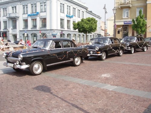 Automobilių nuoma Volga GAZ 21 ir Mercedes Benz S kl.W221 nuoma