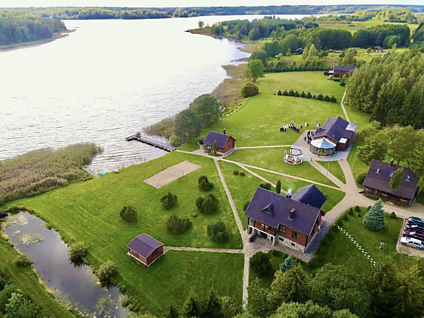 Akcijos, nuolaidos Vila PAS ŠEŠTOKĄ Molėtų rajone prie ežero 80 vietų