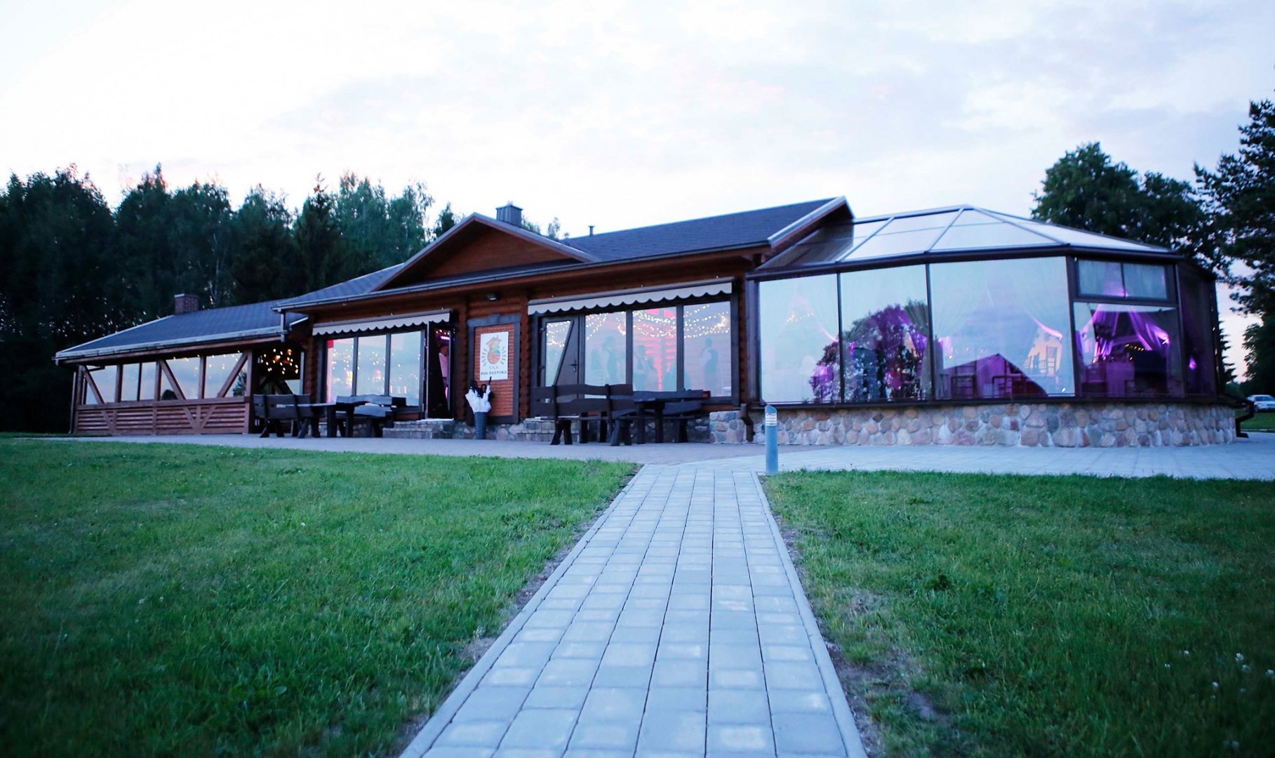 Akcijos, nuolaidos Vila PAS ŠEŠTOKĄ Molėtų rajone prie ežero 80 vietų