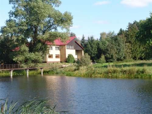 Sodybos, dvarai, vilos Tiskūnų sodyba