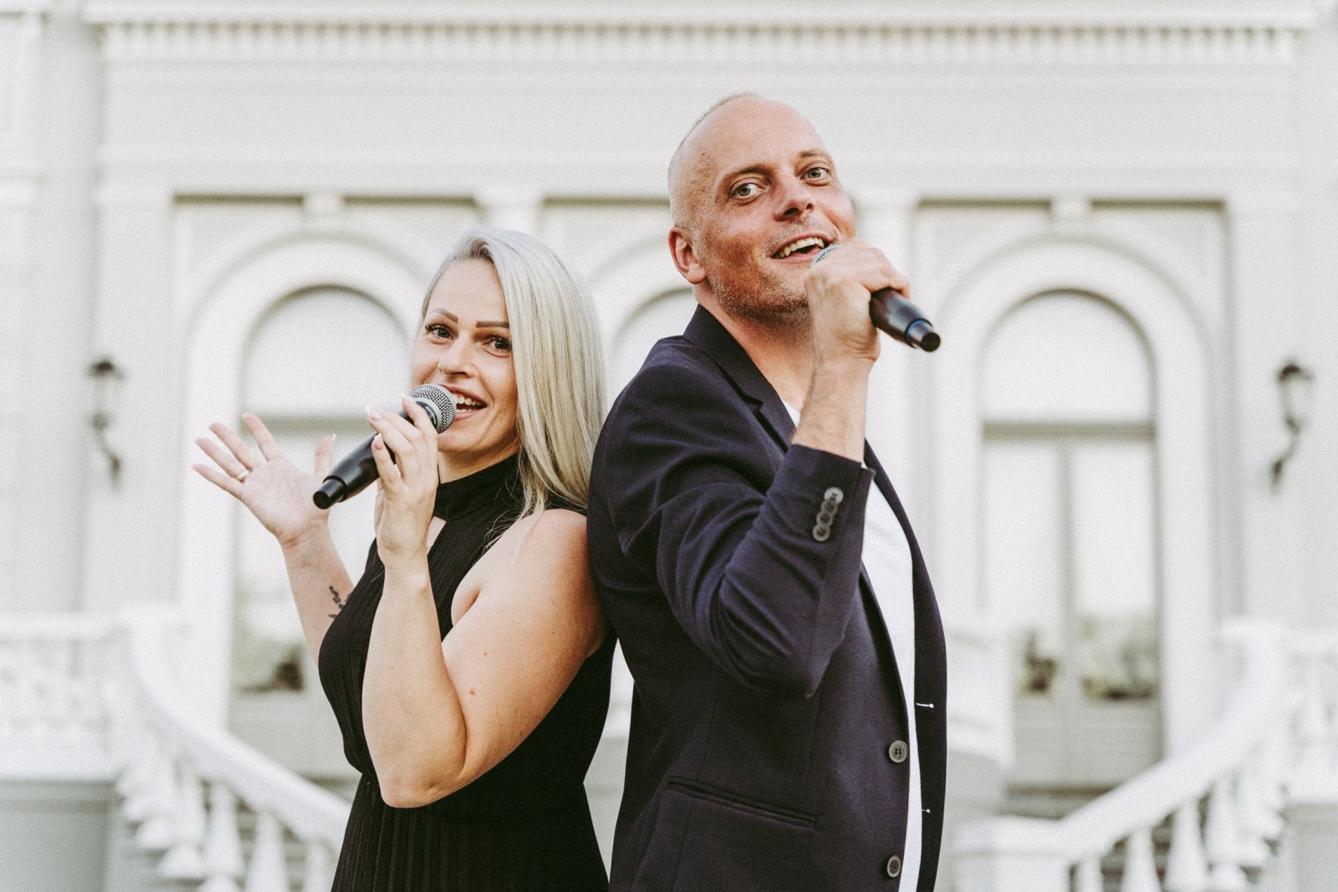 Muzikantai vestuvėms Grupė "HOLIDAY" - dainininkai, vedėjai, vestuvėms, gimtadieniams, miesto šventėms. Tel: +37067222816