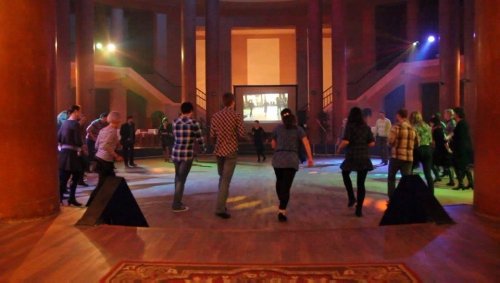 Restoranai, kavinės, barai Nuomojama didelė apvali kolonų salė su scena ir balkonu pokyliams