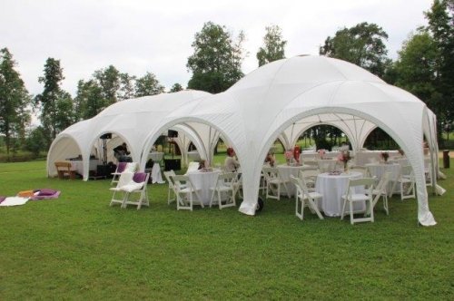 Palapinės PAVILJONŲ nuoma, dekoravimas šventėms www.vippaviljonai.lt