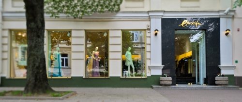 Vestuvinių suknelių salonai Aukščiausios kokybės, natūralaus šilko vestuvinės suknelės