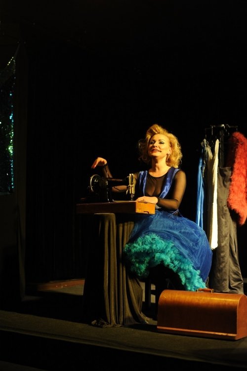 Atlikėjai jūsų šventei Teatras Jūsų šventėje