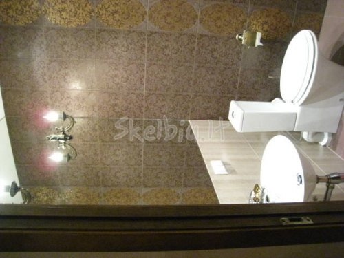 Romantiškas savaitgalis apartamentai jums su dzakuzi.
