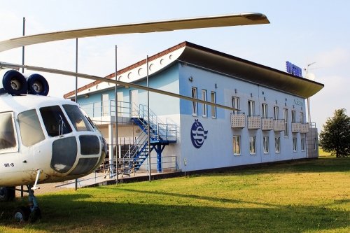 Nakvynė Kviečiame praleisti vestuvinę naktį mūsų jaukiame Įstros aviapark