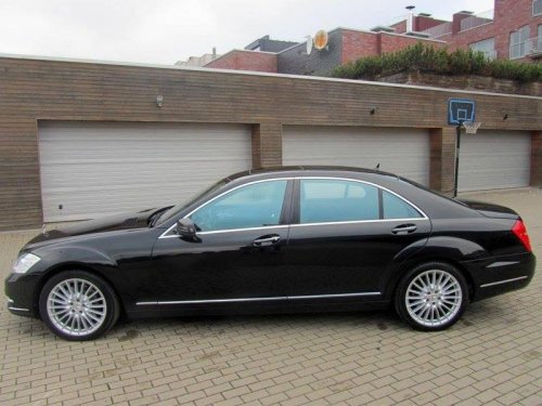 Automobilių nuoma Mercedes-Benz S klasės prabangių automobilių nuoma vestuvėms