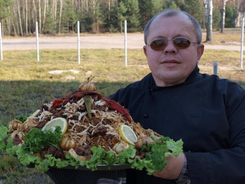 Maistas vestuvėms Gaminame sutartoje vietoje Tikrą uzbekiškus plovus , mantus, tikr