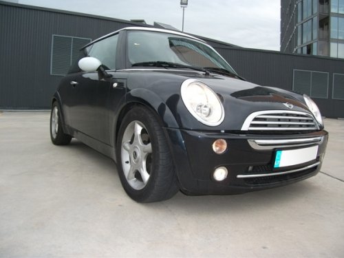 Automobilių nuoma Stilingų MINI Cooper nuoma