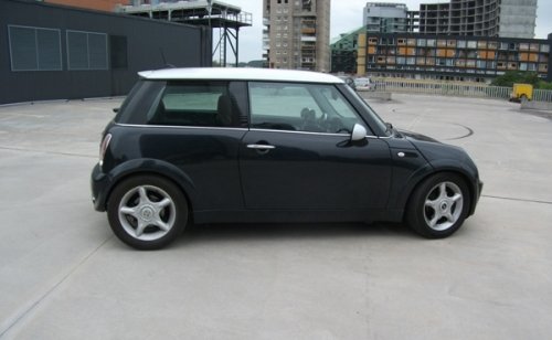 Automobilių nuoma Stilingų MINI Cooper nuoma