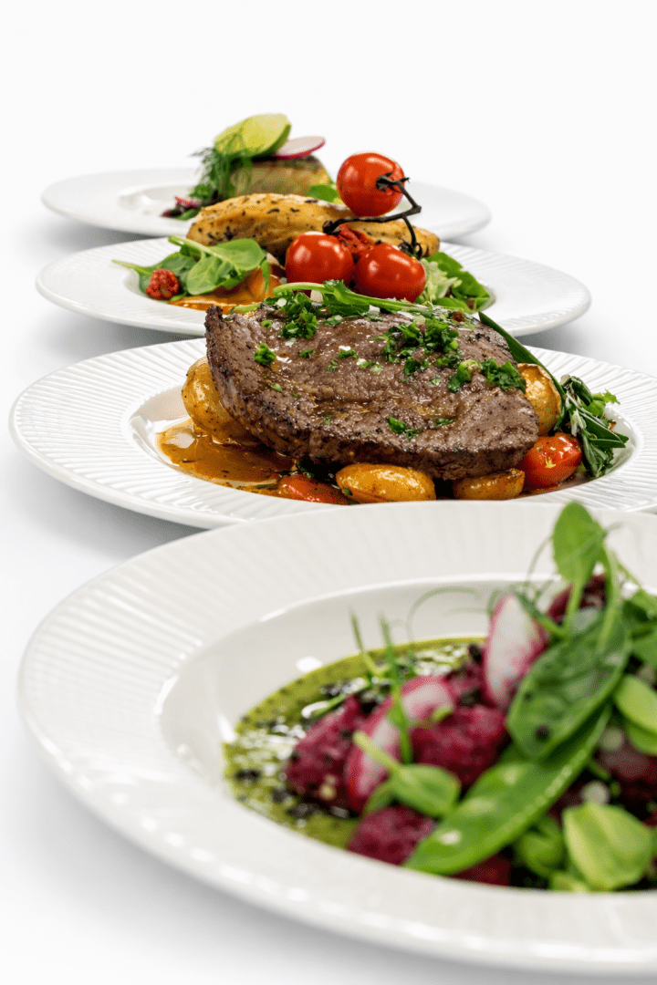 Maistas vestuvėms Dineris – maistas vestuvėms, užkandžiai ir karšti patiekalai