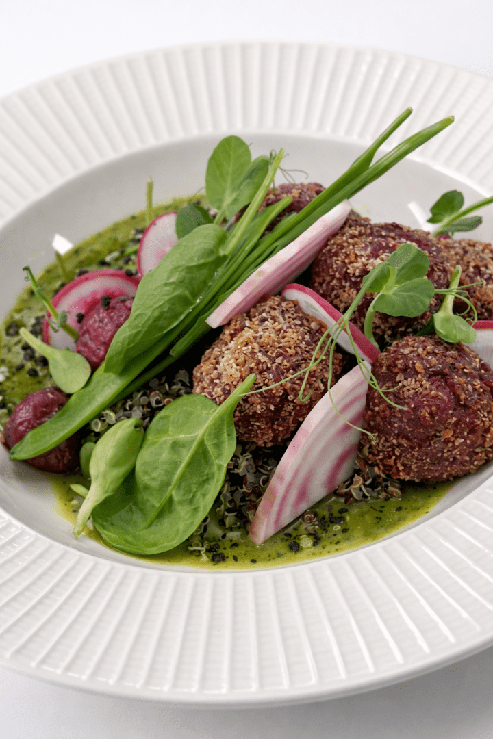 Maistas vestuvėms Dineris – maistas vestuvėms, užkandžiai ir karšti patiekalai