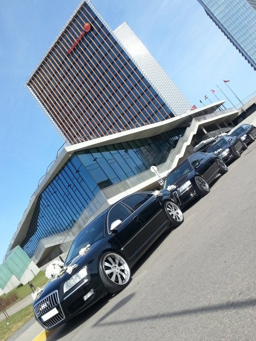Automobilių nuoma Exclusive Audi A8 LONG 2009 m. BMW F10, PORCHE CAYENNE