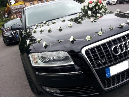 Automobilių nuoma Exclusive Audi A8 LONG 2009 m. BMW F10, PORCHE CAYENNE