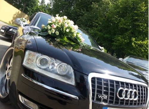 Automobilių nuoma Exclusive Audi A8 LONG 2009 m. BMW F10, PORCHE CAYENNE