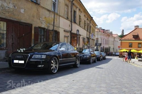 Automobilių nuoma Exclusive Audi A8 LONG 2009 m. BMW F10, PORCHE CAYENNE