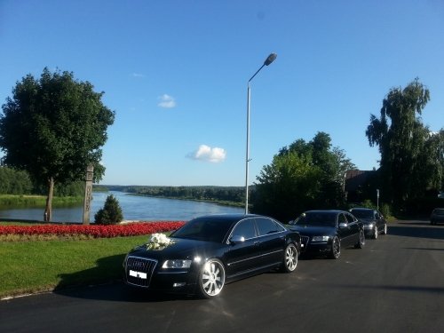 Automobilių nuoma Exclusive Audi A8 LONG 2009 m. BMW F10, PORCHE CAYENNE