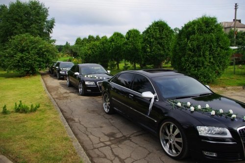 Automobilių nuoma Exclusive Audi A8 LONG 2009 m. BMW F10, PORCHE CAYENNE